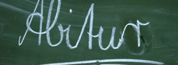 Wir gratulieren allen Abiturientinnen und Abiturienten des Jahrgangs 2017 sehr herzlich zum bestandenen Abitur.